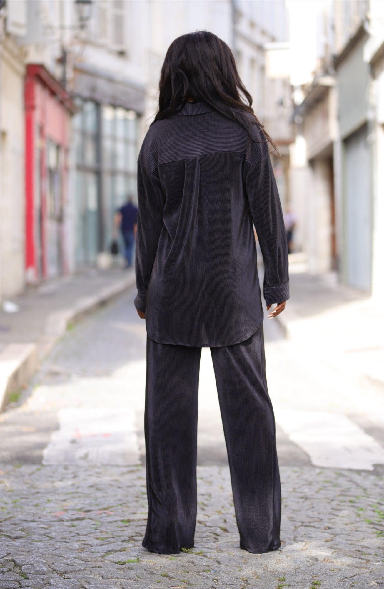 Ensemble pantalon et chemise noir