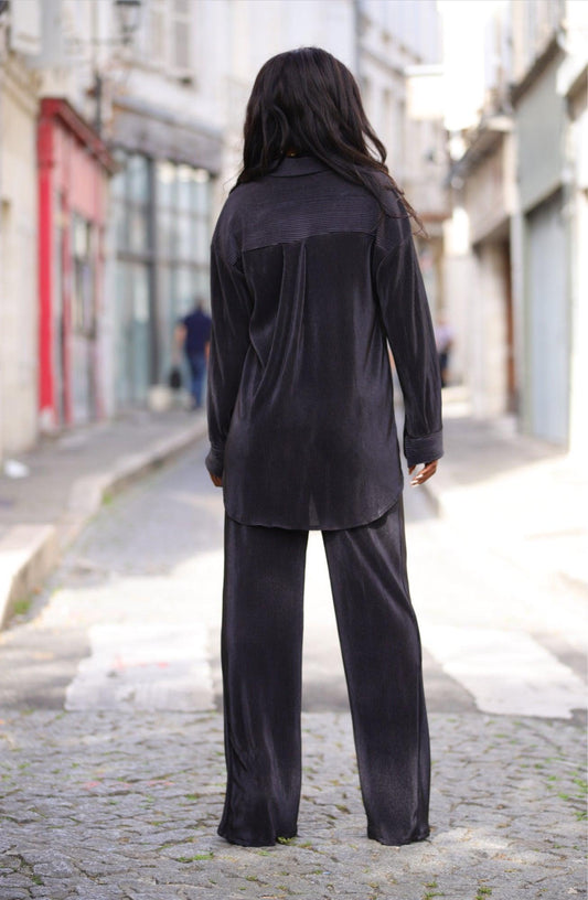 Ensemble pantalon et chemise noir